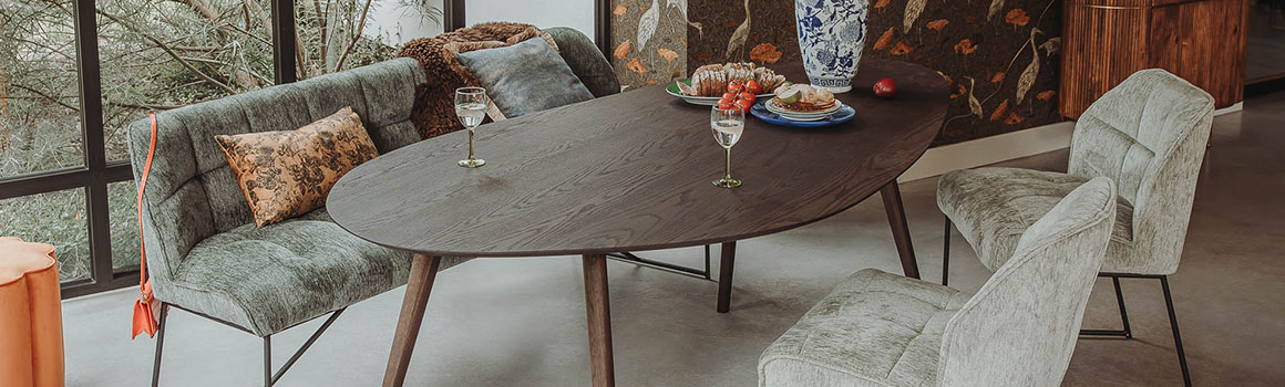Houten uitschuifbare eettafel