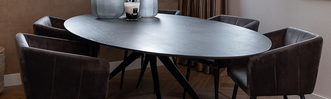 Eettafel ovaal 8 personen